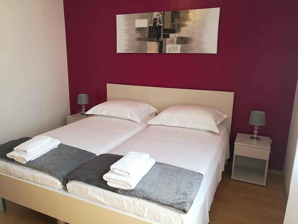 Apartments Benika โบล ภายนอก รูปภาพ