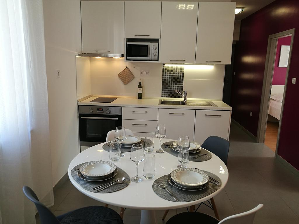 Apartments Benika โบล ภายนอก รูปภาพ