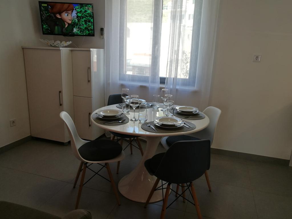 Apartments Benika โบล ภายนอก รูปภาพ
